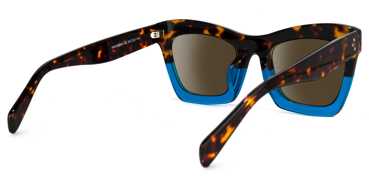 Benitez Square Blue Glasses3